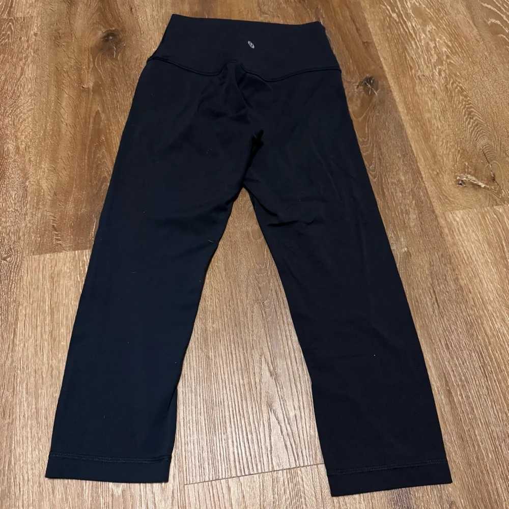 Lululemon Align Crop *19